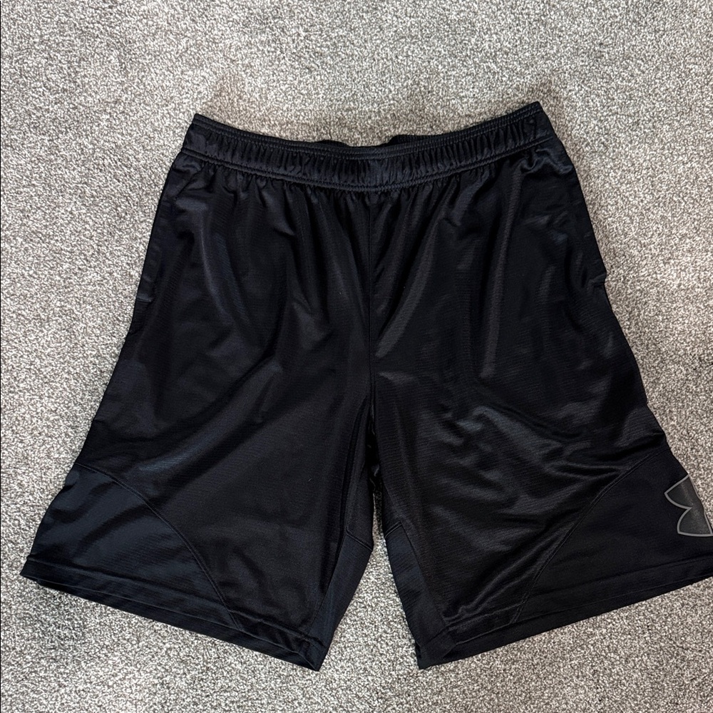 Under Armour Black Athletic/Basketball Shorts